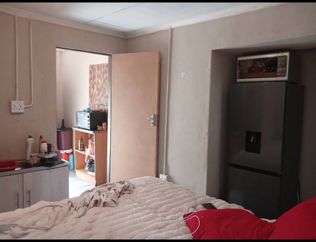 4 BEDROOM HOUSE FOR SALE IN SESHEGO B